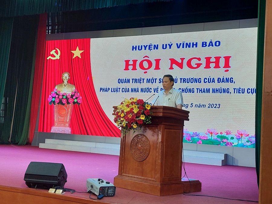 đồng chí Đặng Bá Cường, Ủy viên Ban Thường vụ, Trưởng Ban Nội chính Thành ủy, Phó Trưởng ban Thường trực Ban Chỉ đạo phòng, chống tham nhũng, tiêu cực thành phố.