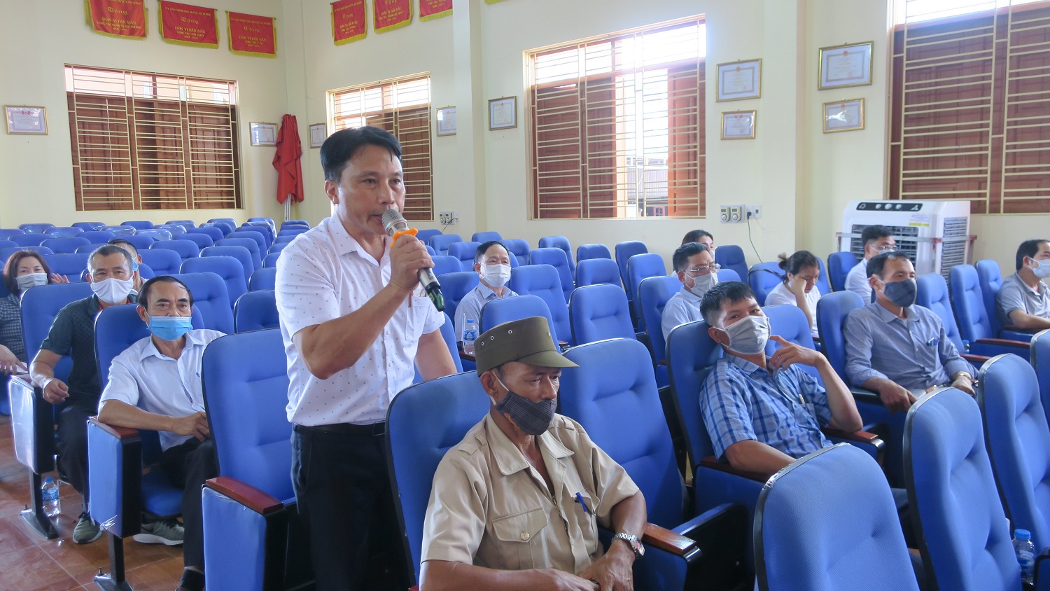 Cử tri huyện An Dương quan tâm tới lĩnh vực bảo vệ nguồn nước sông Rế trên địa bàn huyện  