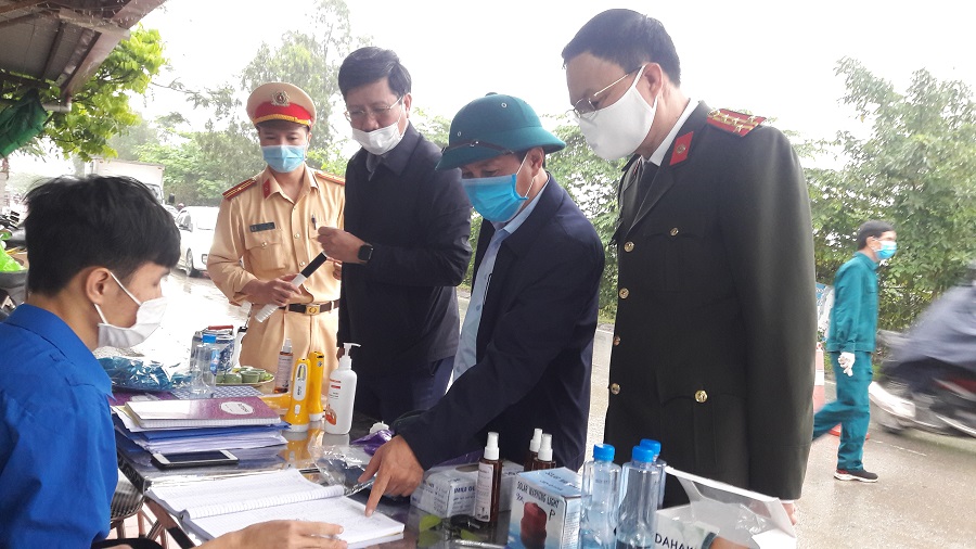 Các chốt kiểm dịch tại huyện An Dương phát huy hiệu quả trong phòng chống dịch 