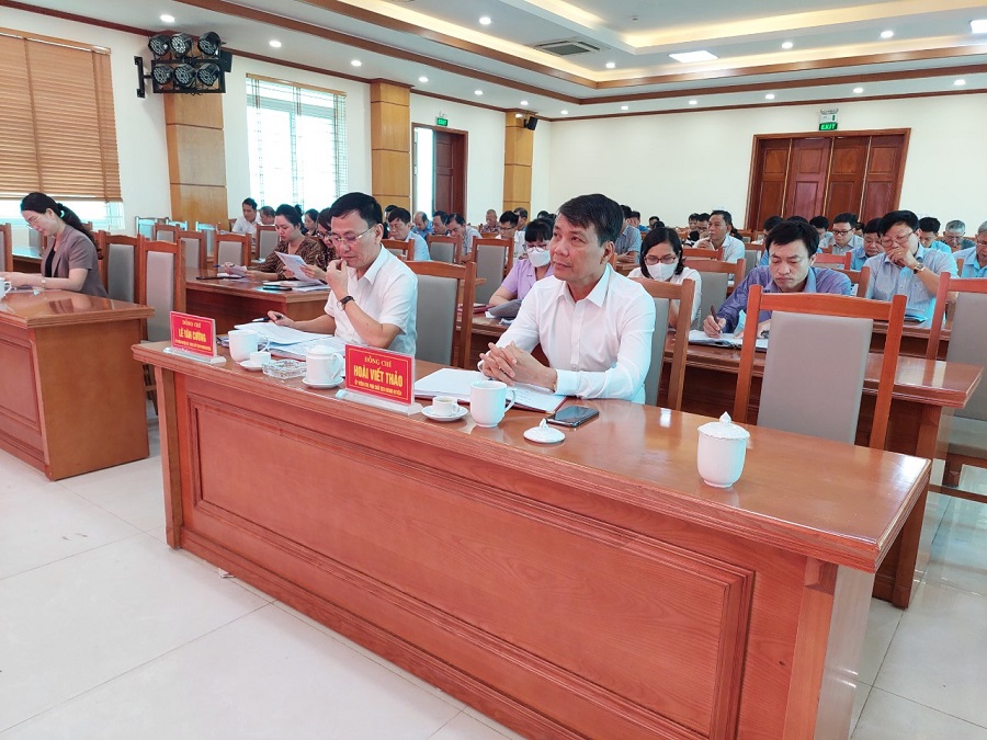 Lãnh đạo HĐND, UBND huyện An Dương tham dự hội nghị