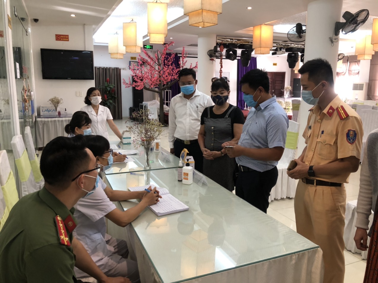 UBND huyện An Dương kiểm tra khu vực cách ly tại khách sạn Bình Minh Trường Sơn, xã An Đồng 