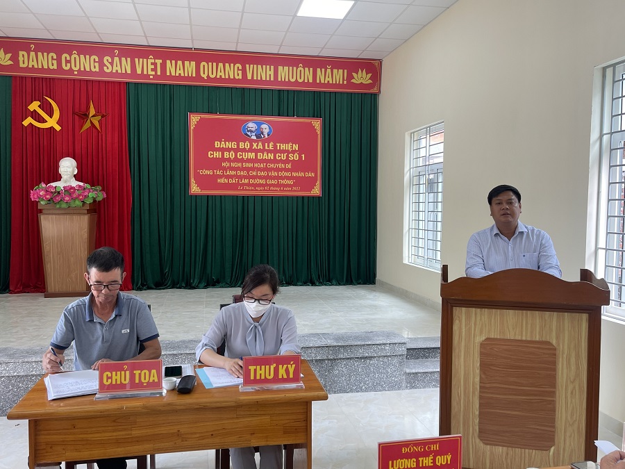 Đồng chí Lương Thế Quý- Ủy viên Ban Thường vụ Huyện ủy, Phó Chủ tịch Thường trực UBND huyện An Dương phát biểu tại hội nghị