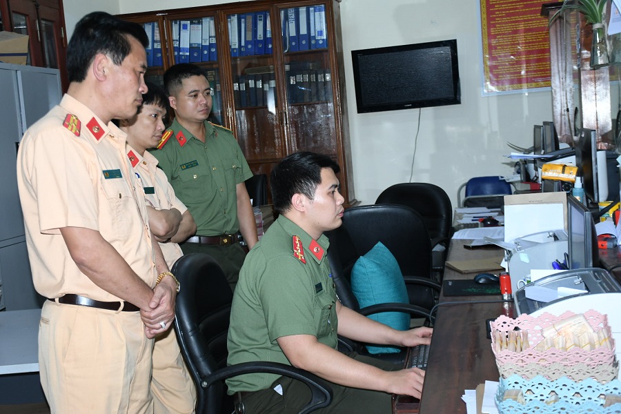 Đoàn kiểm tra tại Phòng Cảnh sát giao thông đường bộ- sắt 