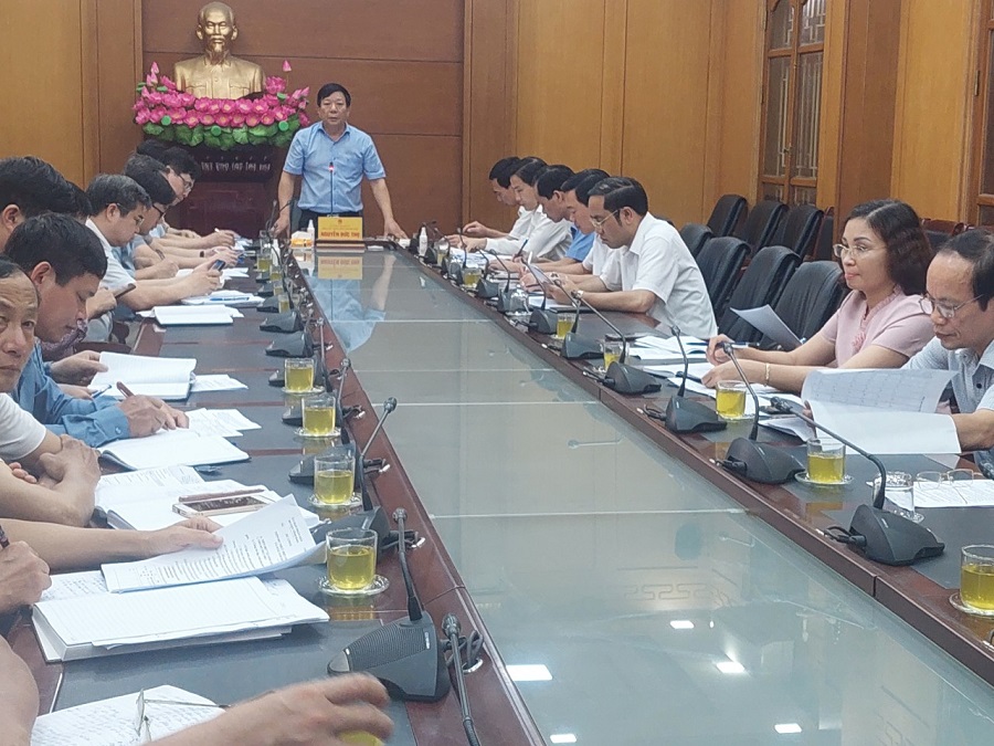 Phó chủ tịch UBND thành phố Nguyễn Đức Thọ đề nghị huyện Vĩnh Bảo đẩy nhanh tiến độ triển khai thi công xã nông thôn mới kiểu mẫu 