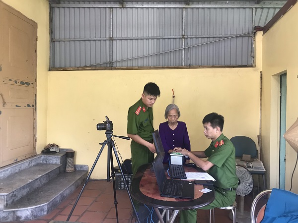 TRong dịp 27-7, Đội Cảnh sát Quản lý hành chính về trật tự xã hội (Công an huyện An Dương) 