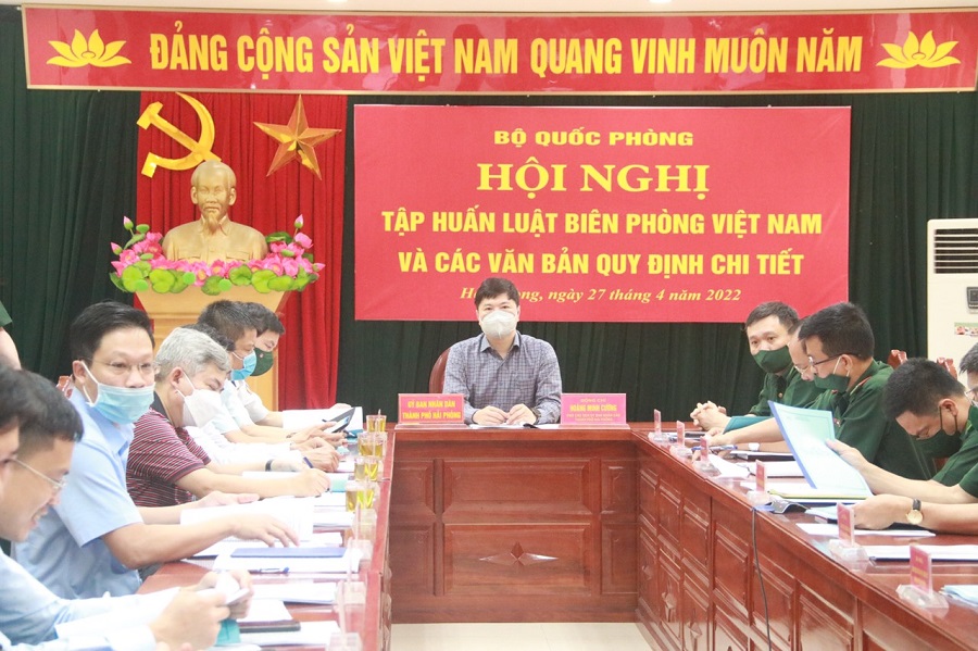 Đồng chí Hoàng Minh Cường- Phó Chủ tịch UBND thành phố chủ trì hội nghị tại điểm cầu Bộ chỉ huy BĐBP thành phố Hải Phòng