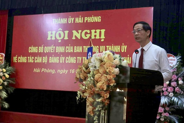 Đồng chí Đỗ Mạnh Hiến, Phó Bí thư thường trực Thành ủy phát biểu tại Hội nghị