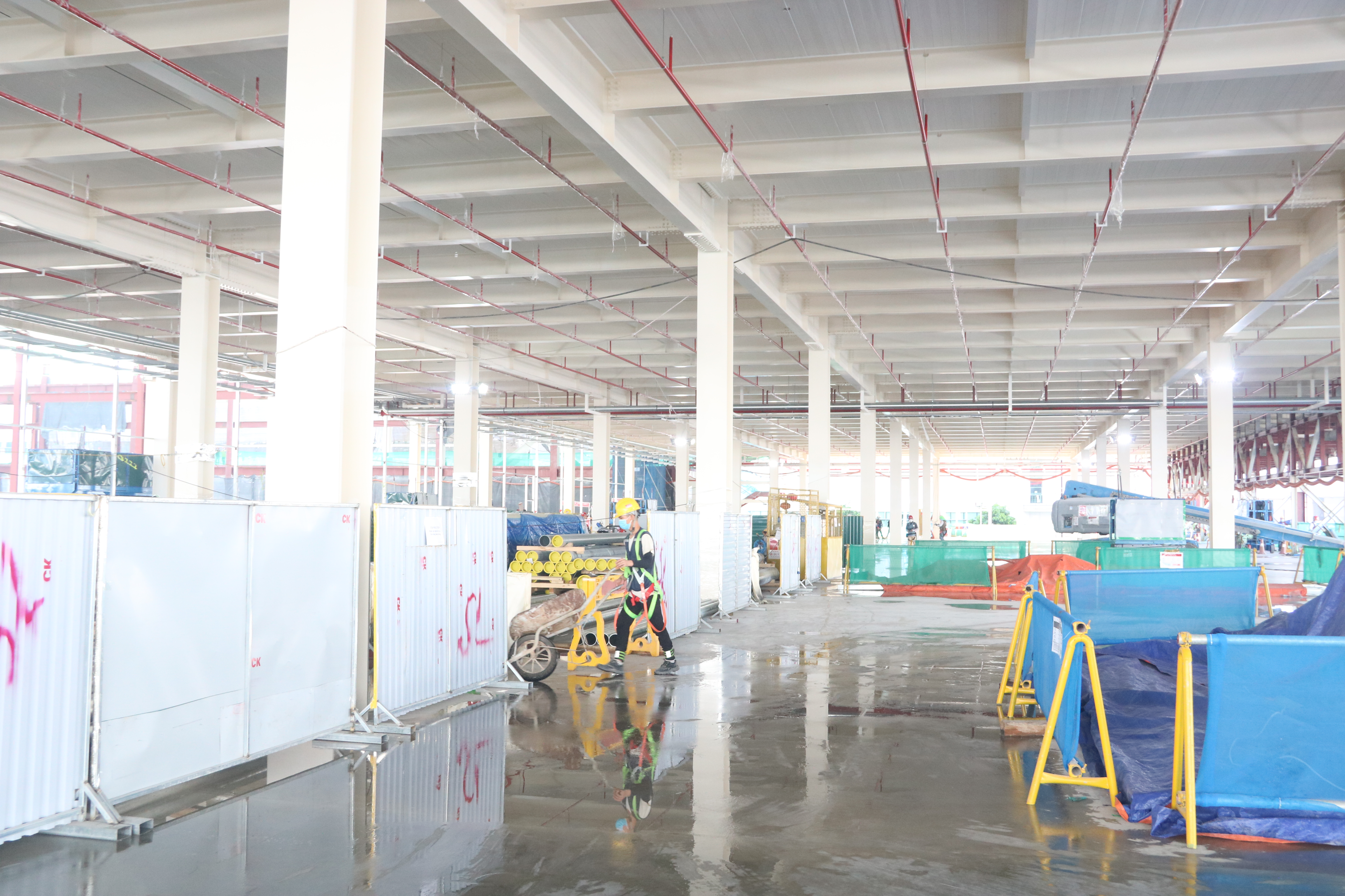 Nhà máy sản xuất tủ lạnh của Công ty TNHH LG Electronics đang được triển khai xây dựng tại KCN Tràng Duệ (An Dương)