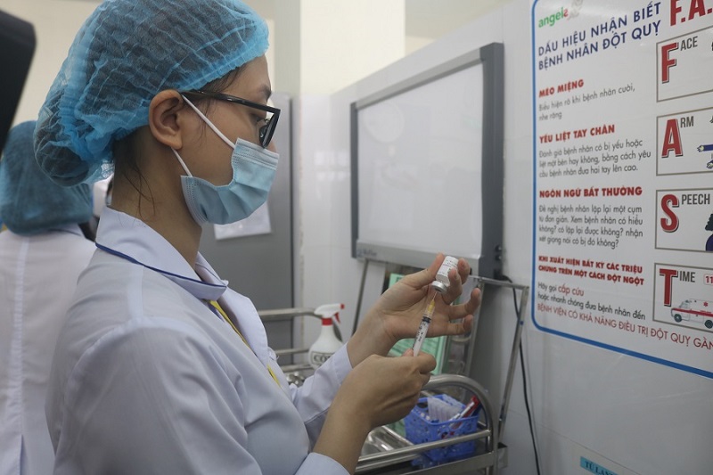 Tính đến ngày 12-5 ngành Y tế Hải Phòng đã triển khai tiêm 18.390 mũi vắc xin phòng Covid-19