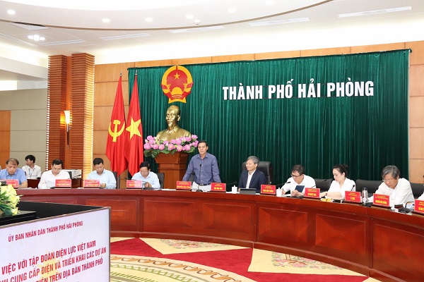 Chủ tịch UBND thành phố Nguyễn Văn Tùng đánh giá nhu cầu điện trong tương lai là rất lớn, Hải Phòng là điểm đầu tư rất tốt cho các nhà đầu tư trong thời gian qua cũng như tới đây