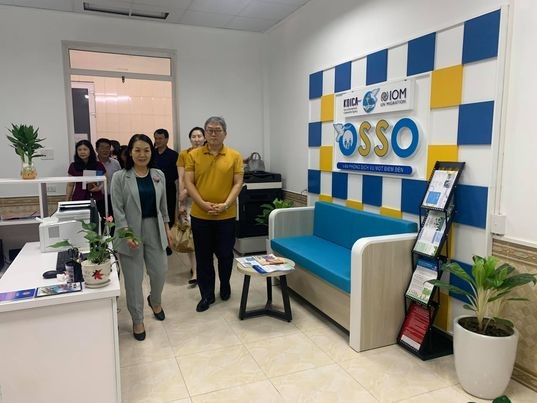 Các đại biểu thăm Văn phòng OSSO tại Hải Phòng