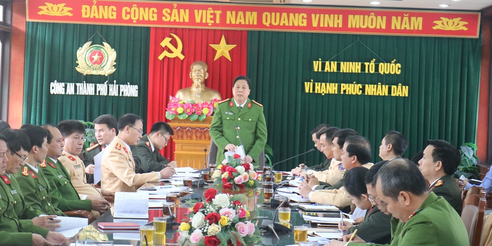Thượng tá Bùi Trung Thành- Phó giám đốc CATP đề nghị lực lượng cảnh sát giao thông tập trung đ