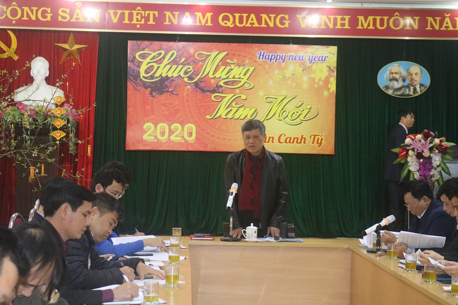 Đồng chí Nguyễn Xuân Bình- Phó Chủ tịch Thường trực ghi nhận ngành giao thông vận tải trong việc  UBND TP 