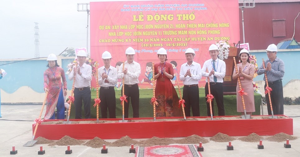 Lãnh đạo huyện An Dương, xã Hồng Phong khởi công xây dựng dự án.