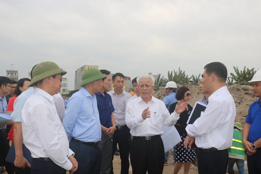Phó Chủ tịch UBND TP Nguyễn Đình Chuyến kiểm tra Dự án tái định cư tại Vĩnh Niệm, Lê Chân 