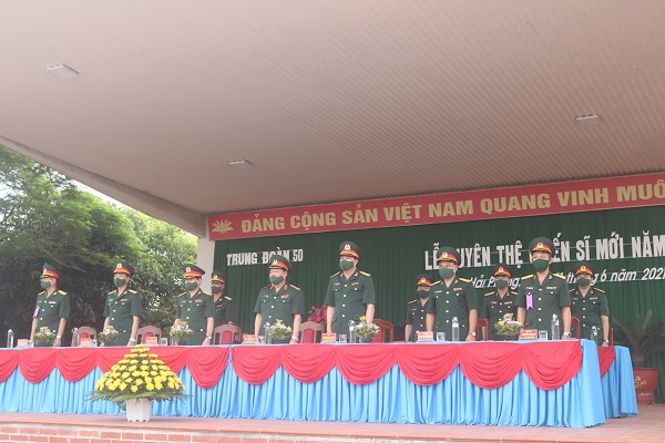 Các đại biểu tham dự tại Lễ tuyên thệ chiến sĩ mới năm 2021