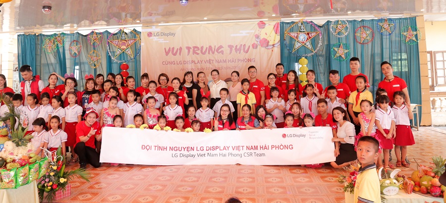Hàng năm, Cty TNHH LG Display Việt Nam Hải Phòng tổ chức nhiều chương trình an sinh xã hội tại Hải Phòng