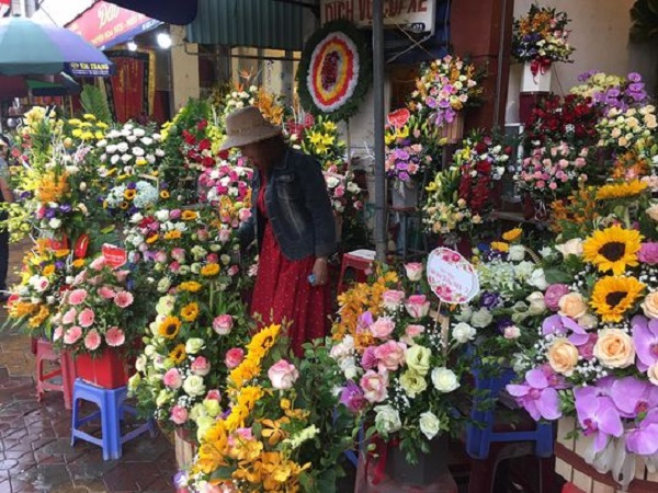 Khá nhiều loại hoa đẹp nhập khẩu về thị trường Hải Phòng