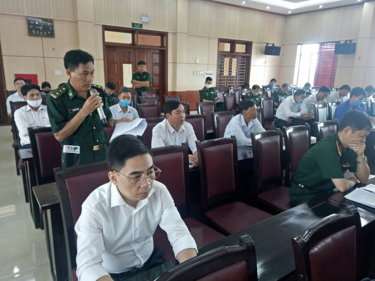 Các đại biểu tham gia đóng góp góp ý xây dựng dự án Luật Biên phòng Việt Nam