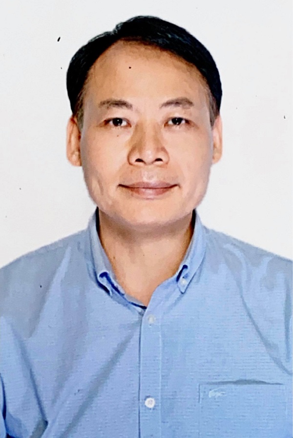 Đồng chí Lê Minh Quang, Phó Bí thư Đảng ủy- Giám đốc Bệnh viện hữu nghị Việt Tiệp.