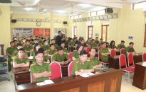 Đảng ủy Phòng Cảnh sát cơ động - CATP: Học tập chuyên đề “Học tập, làm theo tư tưởng, đạo đức, phong cách Hồ Chí Minh về thực hiện trách nhiệm nêu gương”