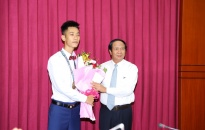 Bí thư Thành ủy Lê Văn Thành gặp mặt, biểu dương học sinh đoạt HCV Olympic Toán quốc tế