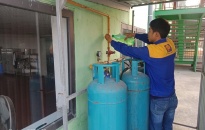 Công ty TNHH Gas Petrolimex Hải Phòng: Bảo dưỡng miễn phí dàn bình 48kg tại các trường học