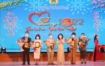 LĐLĐ huyện Tiên Lãng: Tổ chức chương trình 'Tết sum vầy -Xuân bình an” trao hơn nghìn suất quà tặng CNVC, người lao động 
