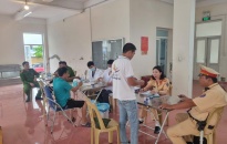 Trạm Cảnh sát giao thông Quang Trung phát hiện 1 trường hợp lái xe dương tính với ma tuý 