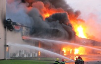 Bảo hiểm cháy nổ bắt buộc: Vì sao doanh nghiệp né tránh?