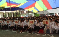 Hoạt động ngoại khóa tại Trường THPT Lê Hồng Phong: Chặn “gió độc” và tuyên truyền TTATGT
