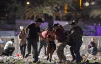 50 người chết và hơn 200 người bị thương trong vụ xả súng ở Las Vegas