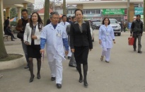 Phó bí thư thường trực Thành ủy Nguyễn Thị Nghĩa thăm Bệnh viện đa khoa huyện Thủy Nguyên
