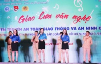 Đoàn trường Đại học Y Dược - Đoàn Thanh niên CATP: Giao lưu văn nghệ, tuyên truyền ATGT và ANCT