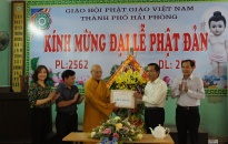 Chủ tịch Ủy ban MTTQ Việt Nam thành phố thăm, chúc mừng Thành hội Phật giáo Hải Phòng nhân dịp Đại lễ Phật Đản năm 2018