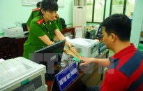 Công an quận Đồ Sơn cấp 1.096 căn cước công dân