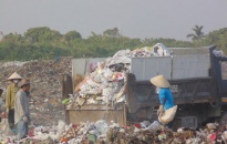 Ngăn chặn việc đổ trộm rác tại bãi rác thị trấn Tiên Lãng