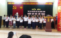 Quỹ Bảo trợ trẻ em Hải Phòng: 125 học sinh khó khăn được tặng quà trước thềm năm học 
