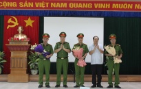 Công an quận Dương Kinh: Lễ tiếp nhận và ra mắt các đồng chí lãnh đạo và chỉ huy, cán bộ, chiến sĩ Đội Cảnh sát PCCC