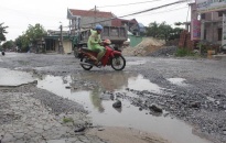 Huyện Thủy Nguyên: Nhiều tuyến đường xuống cấp nghiêm trọng, tiềm ẩn TNGT