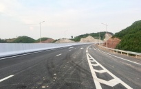 Cao tốc Hạ Long - Vân Đồn sẽ hoàn thành toàn tuyến trong năm 2018