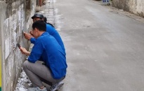 Đoàn phường Ngọc Xuyên: Ra quân xóa quảng cáo bẩn trên địa bàn