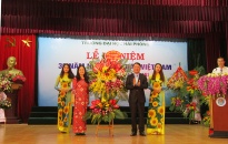 Phó Chủ tịch UBNDTP Lê Khắc Nam thăm, chúc mừng Trường Đại học Hải Phòng