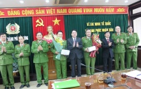 Lãnh đạo thành phố khen thưởng Phòng Cảnh sát Môi trường và Công an quận Hồng Bàng