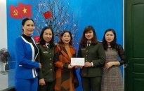 Hội Phụ nữ Phòng An ninh Kinh tế - CATP: Tặng quà Tết hội viên huyện đảo Bạch Long Vỹ