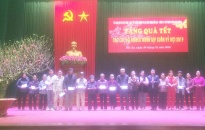 UBMTTQ Việt Nam quận Hải An tặng quà hộ nghèo nhân dịp Tết Nguyên đán Kỷ Hợi 2019