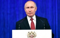 Tỷ lệ ủng hộ Tổng thống Nga Putin bất ngờ tăng cao