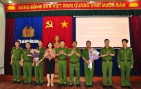 CATP khen thưởng Công an quận Hồng Bàng xóa sổ “đại lý” lô đề đánh bạc qua mạng xã hội