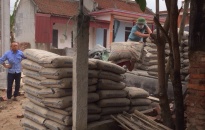 Huyện Vĩnh Bảo: Nhiều hộ gia đình chính sách xây, sửa chữa nhà  “ngóng” vật tư hỗ trợ 