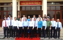 Thủ tướng Chính phủ Nguyễn Xuân Phúc tiếp xúc cử tri huyện Kiến Thụy   